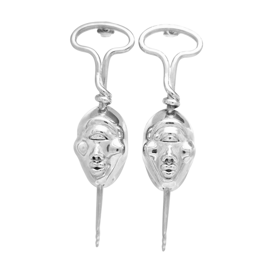 Orecchino "il tarlo della bellezza" in ottone placcato argento